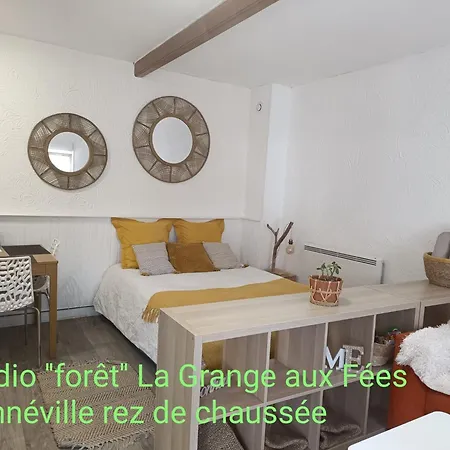 La Grange Aux Fees Apartment *