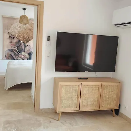La Grange Aux Fees Apartment