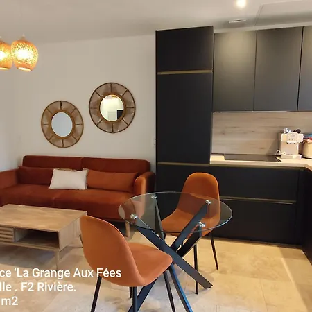 La Grange Aux Fees Apartment *