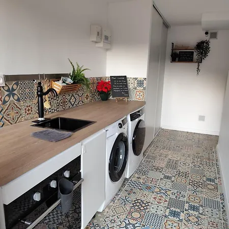 La Grange Aux Fees * אמנוויל